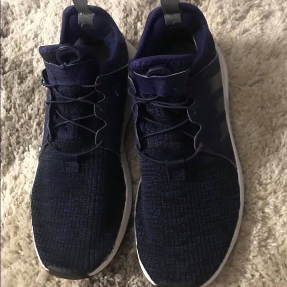 EUC Adidas Shoes Size 5 Youth BACK TO SCHOOL!